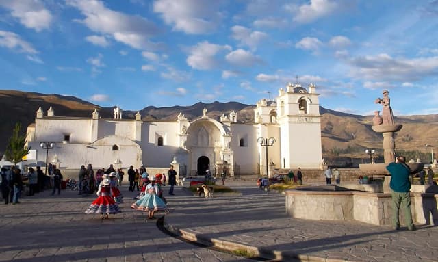 TOUR FULL DAY CAÑON DEL COLCA