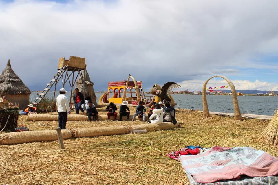 TOUR FULL DAY ISLA UROS