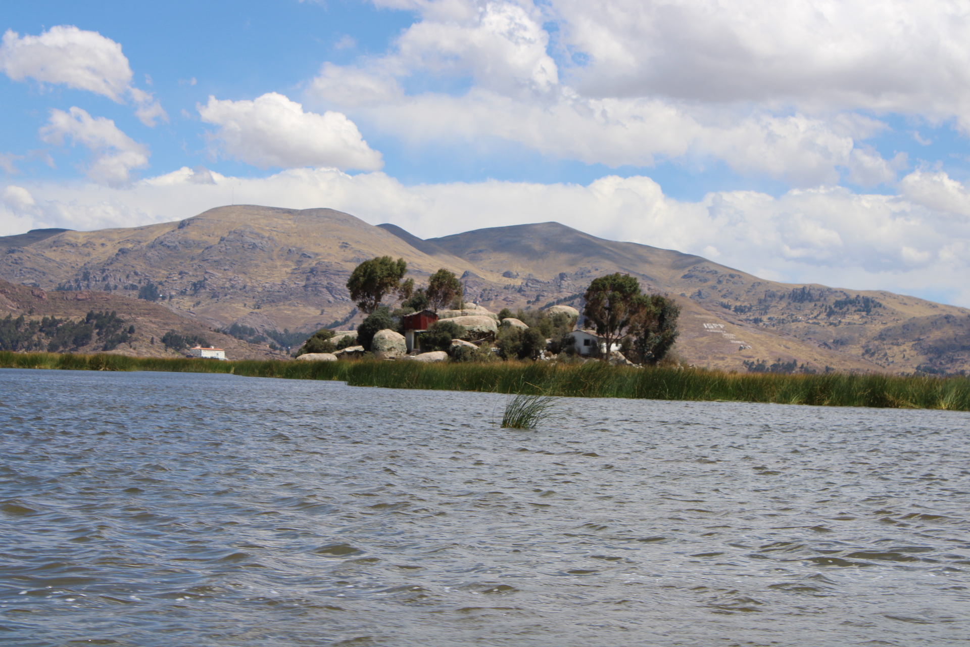 TOUR FULL DAY ISLA UROS